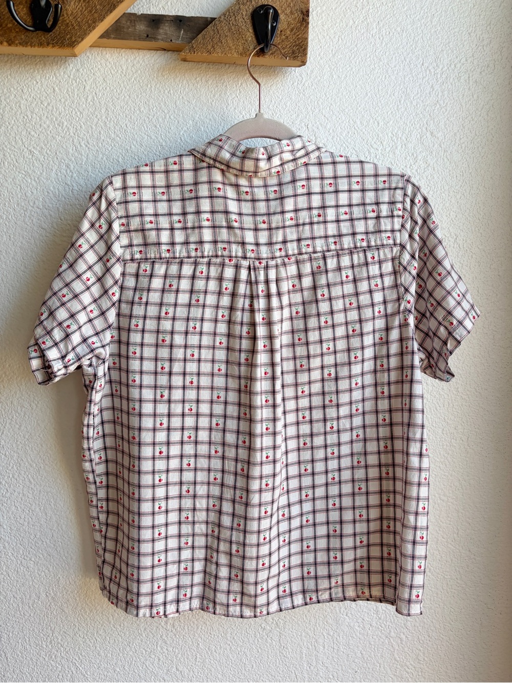 Vintage 90s Gingham Apple Print Blouse - Picture 2 of 4